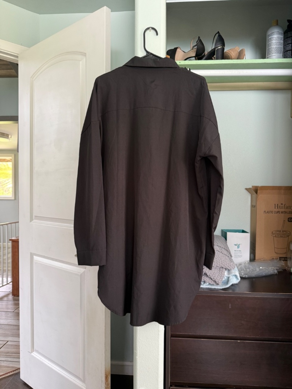 long dress shirt/ sleeping shirt - Picture 2 of 5